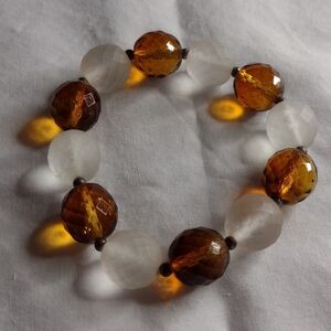 Amber and clear bead stretch bracelet